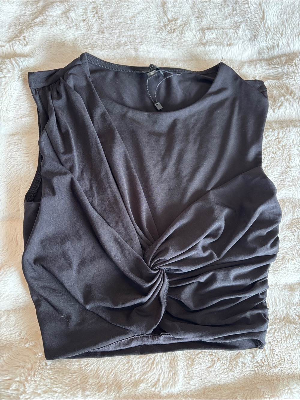 New Dynamite Black Twist-Front Sleeveless Camisole